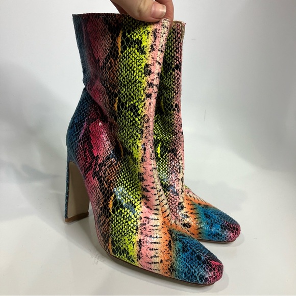 Azalea Wang skaywalker rainbow snake skin boots heeled boots women’s size 7 - Picture 2 of 12